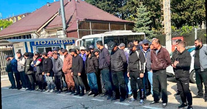 Рейды по мигрантам проводят в Сочи