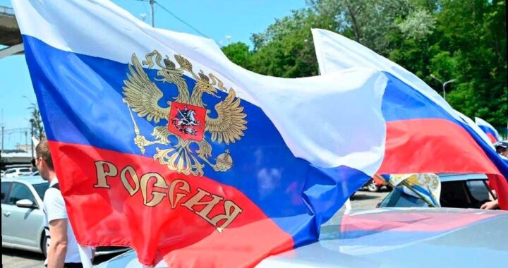 Автомотопробег ко Дню России прошел по улицам Сочи