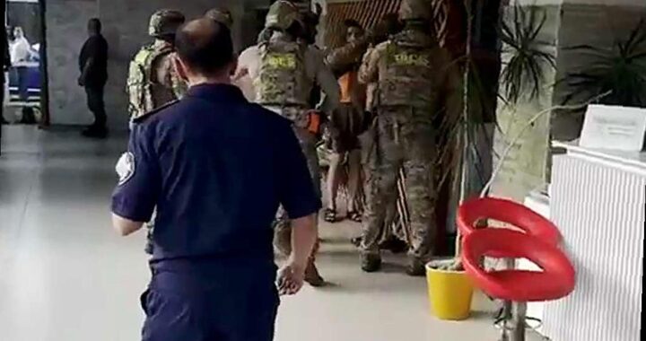 В Сочи арестовали мать и сына по обвинению в экстремизме