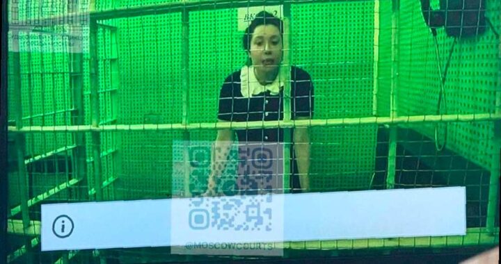 Суд отклонил просьбу супруги бывшего мэра Сочи Янины Копайгородской о размещении ее детей вместе с ней в следственном изоляторе. По закону дети могут находиться с матерью в СИЗО только до трех лет, и суд решил, что это правило должно быть соблюдено. Адвокат Копайгородской планирует обжаловать это решение. У Копайгородской пятеро детей, и она очень скучает по ним. Следствие обвиняет супругов Копайгородских в коррупционных преступлениях, за которые им грозит серьезное наказание. Защита также требует компенсации за причиненный ущерб.