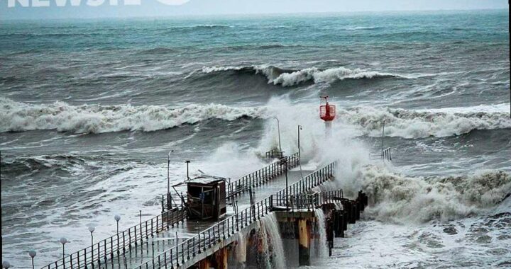Сочи готовится к трёхдневной непогоде: штормовое предупреждение объявлено