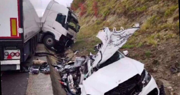 На трассе «Джубга — Сочи» произошло страшное ДТП, в котором погибли четыре человека, среди них двое детей.