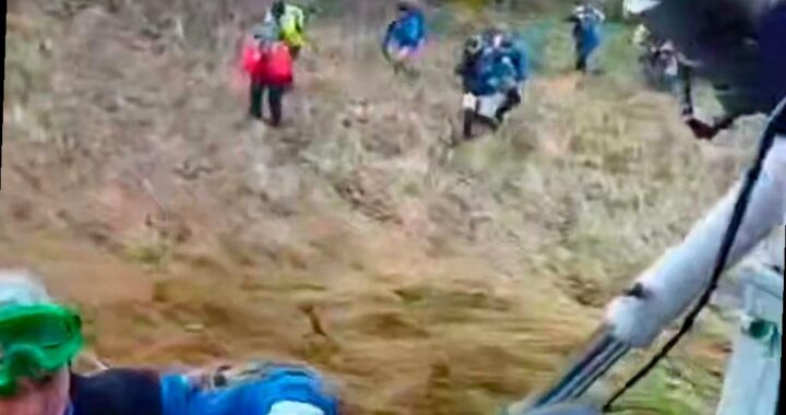 Группа туристов, застрявших в горах Сочи, была спасена вертолётом