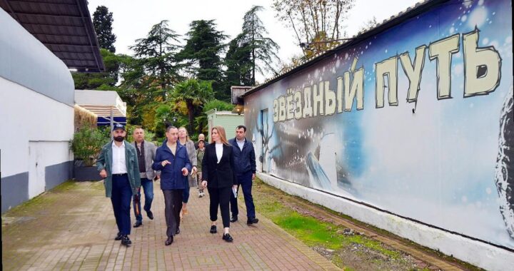 «Виктор Тепляков проверил парк ‘Ривьера’ в Сочи»