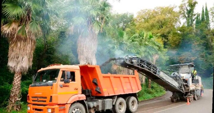 В Сочи начали ремонт Сухумского шоссе