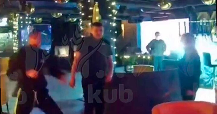 Конфликт в ночном клубе Адлера: кальянщик избил жену владельца