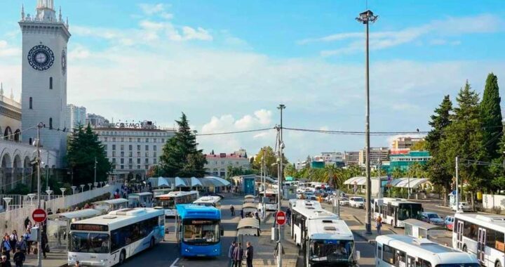 Перед автовокзалом Сочи уберут пешеходный переход