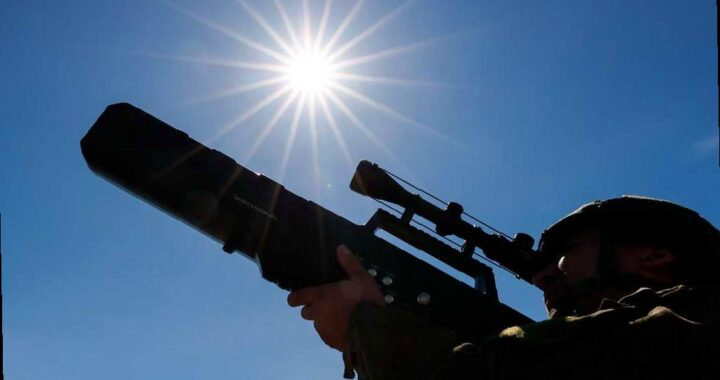 Вечерние учебные стрельбы в акватории Сочи