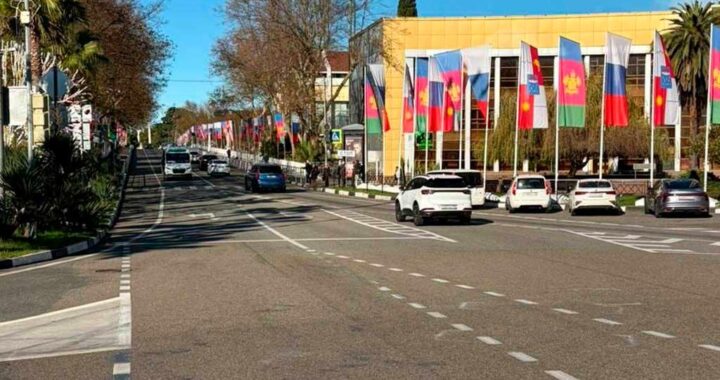 Изменения в движении на пересечении Курортного проспекта с улицей Воровского