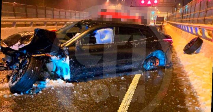 Сильное ДТП в Сочи: иномарка попала в аварию