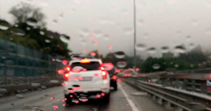 В Сочи в субботу прогнозируют сильный дождь