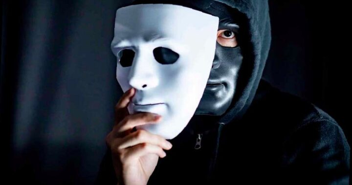 Мэрия Сочи: горожанам звонят мошенники под предлогом установки замков