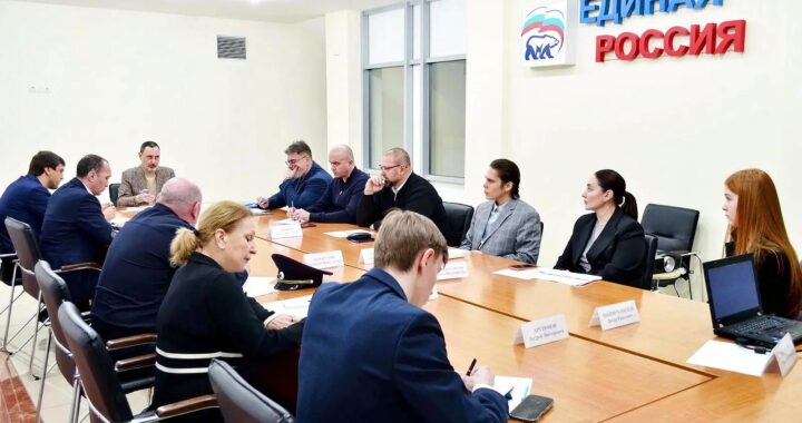 «Виктор Тепляков обсудил состояние путей возле курортов»